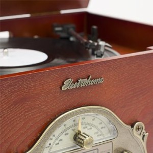 details Electrohome Wellington 4-In-1 Nostalgia Turntable